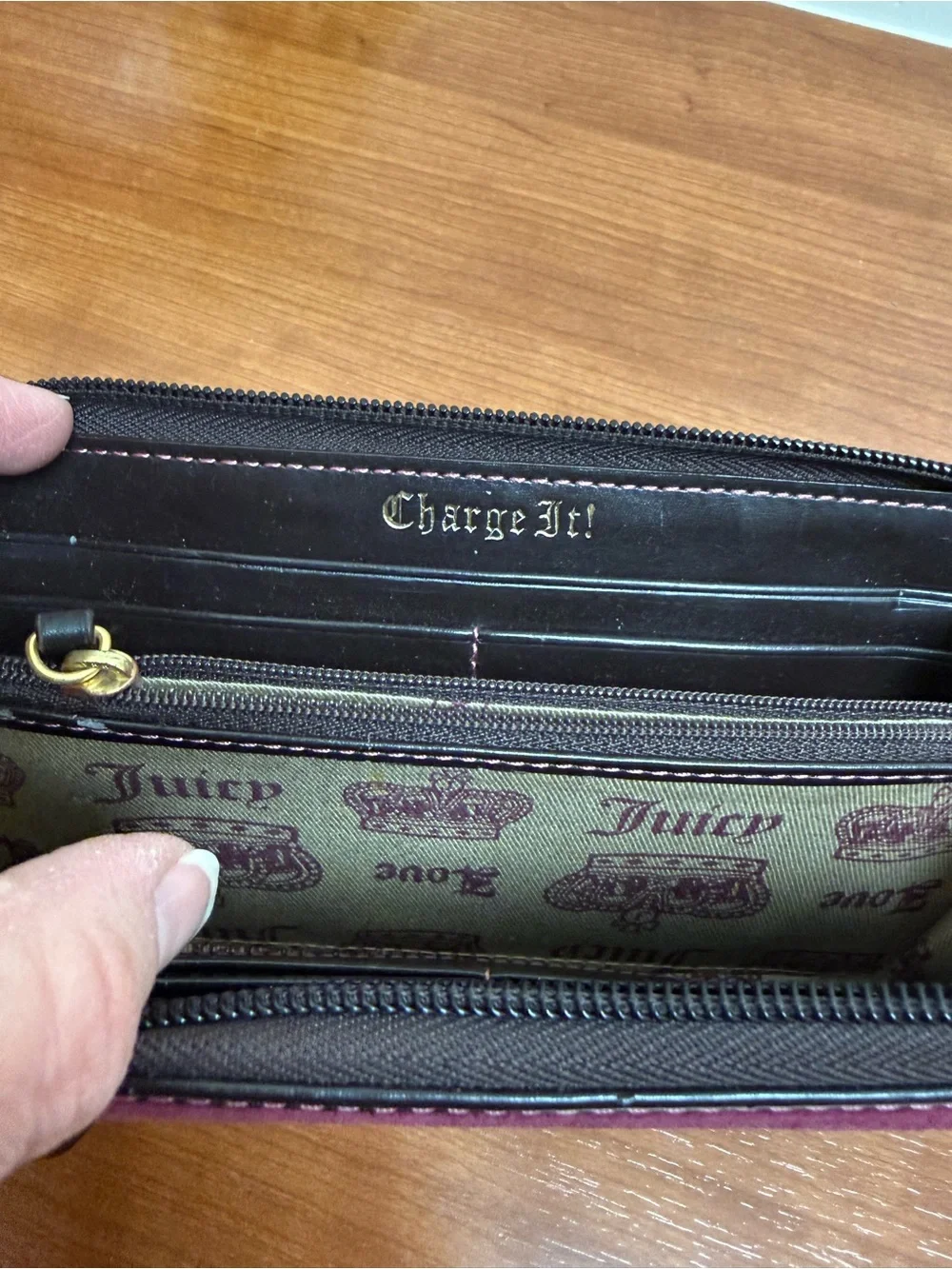 Juicy Couture Womens Purple Vintage Wallet Velour Logo Has Wear
